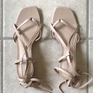 Gianni Bini Square Tool Heels